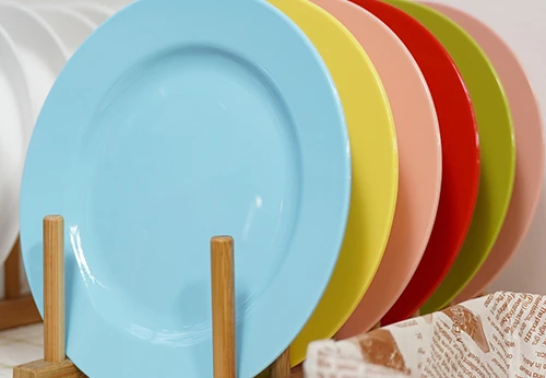Plastic Plates