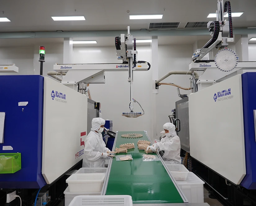Plastic Injection Molding (OEM / ODM)